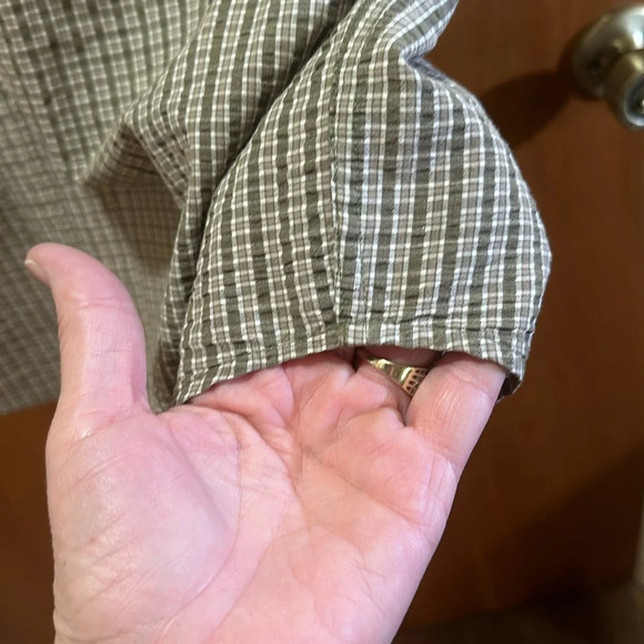 Eddie Bauer button collar shirts, size XXL - Picture 4 of 5